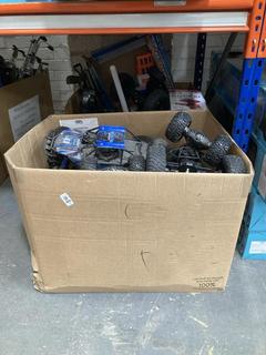 Lot 468  
            Chesterfield SR40 - Collection or Optional Delivery Available 

                
2 X BOX OF ASSORTED ITEMS TO INCLUDE BATTLING ROBOTS (LOCATION: B RACKING )