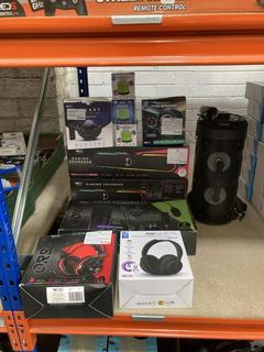 Lot 474  
            Chesterfield SR40 - Collection or Optional Delivery Available 

                
11 X ASSORTED ITEMS TO INCLUDE GAMING HEADSET (LOCATION: B RACKING )