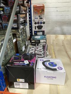 Lot 486  
            Chesterfield SR40 - Collection or Optional Delivery Available 

                
8 X ASSORTED ITEMS TO INCLUDE FLOATING GLOBE (LOCATION: B RACKING )