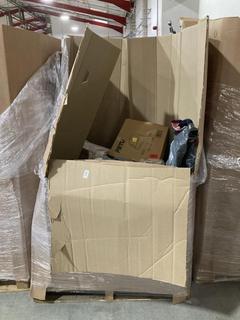 Lot 511  
            Chesterfield SR40 - Collection or Optional Delivery Available 

                
PALLET OF ASSORTED ITEMS TO INCLUDE PETU CT01 CAT LITTER TRAY IN GREY (LOCATION: ...