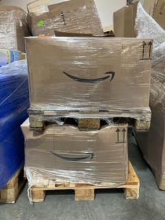 Lot 541  
            Chesterfield SR40 - Collection or Optional Delivery Available 

                
PALLET OF ASSORTED ITEMS TO INCLUDE LUCAS SAE 5W-30 FULL SYNTHETIC ENGINE OIL (LO...