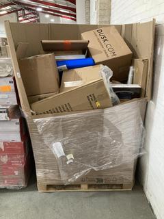 Lot 553  
            Chesterfield SR40 - Collection or Optional Delivery Available 

                
PALLET OF ASSORTED ITEMS TO INCLUDE BELACO BEL-HHC19S HALOGEN HEATER (LOCATION: S...