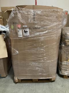 Lot 557  
            Chesterfield SR40 - Collection or Optional Delivery Available 

                
PALLET OF ASSORTED ITEMS TO INCLUDE MYSHAGGY 380 120X170 RUG IN BLACK (LOCATION: ...
