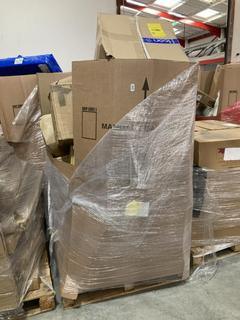 Lot 559  
            Chesterfield SR40 - Collection or Optional Delivery Available 

                
PALLET OF ASSORTED ITEMS TO INCLUDE GORNATION EXTEND-IT PULL UP BAR (LOCATION: SR42)
