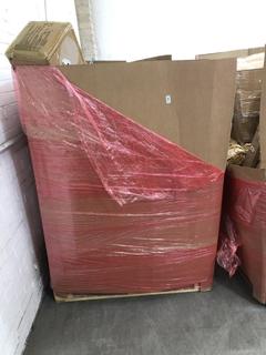Lot 571  
            Chesterfield SR40 - Collection or Optional Delivery Available 

                
PALLET OF ASSORTED ITEMS TO INCLUDE LARGE WHITEBOARD (LOCATION: SR42)