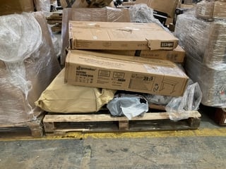 Lot 592  
            Chesterfield SR40 - Collection or Optional Delivery Available 

                
PALLET OF ASSORTED ITEMS TO INCLUDE EXTRA LARGE OXFORD RADIATOR COVER (LOCATION: ...