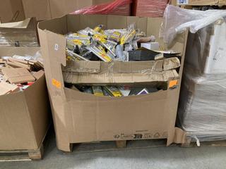 Lot 604  
            Chesterfield SR40 - Collection or Optional Delivery Available 

                
PALLET OF ASSORTED ITEMS TO INCLUDE CORAL SECTIONAL EXTENSION POLE (LOCATION: SR42)