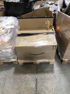 Lot 614  
            Chesterfield SR40 - Collection or Optional Delivery Available 

                
PALLET OF ASSORTED ITEMS TO INCLUDE SCAR BY ALICE BROADWAY (LOCATION: SR42)