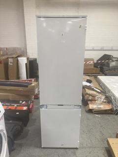 Lot 270  
            Chesterfield SR35 - Collection or Optional Delivery Available 

                
HOTPOINT INTEGRATED FRIDGE FREEZER IN WHITE - MODEL - HM21AA - ORIGINAL RRP £419 ...