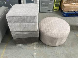 Lot 284  
            Chesterfield SR35 - Collection or Optional Delivery Available 

                
3 X FOOT POUFFE TO INCLUDE SQUARE POUFFE WITH STORAGE IN GREY (LOCATION: SR35)