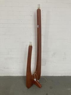 Lot 286  
            Chesterfield SR35 - Collection or Optional Delivery Available 

                
WOODEN DOUBLE FLOOR LAMP IN DARK BROWN (LOCATION: SR35)