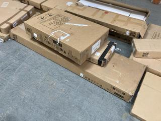 Lot 360  
            Chesterfield SR35 - Collection or Optional Delivery Available 
                
3 X ASSORTED LA REDOUTE ITEMS TO INCLUDE WOODEN DESK WITH 1 DRAWER IN WHITE (29) ...