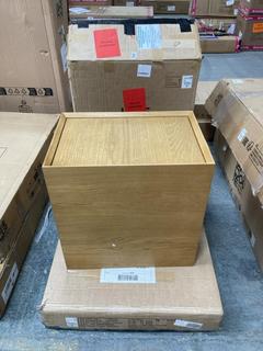 Lot 371  
            Chesterfield SR35 - Collection or Optional Delivery Available 

                
LA REDOUTE DESK IN OAK (298888) (LOCATION: SR 35