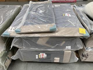 Lot 43  
            Chesterfield SR35 - Collection 

                
DFS KING SIZE 4 DRAWER BED BASE AND HEADBOARD IN GREY - ORIGINAL RRP £849 (COLLEC...