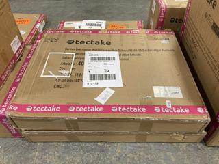 Lot 452  
            Chesterfield SR35 - Collection or Optional Delivery Available 

                
TECTAKE 2 X 1 BOX DOG CRATE IN STANDARD (LOCATION: SR35)