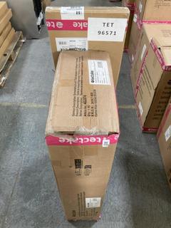 Lot 540  
            Chesterfield SR35 - Collection or Optional Delivery Available 

                
TECTAKE 1X BOX DRESSING TABLE WITH 7 DRAWERS TO INCLUDE 1X LED PANEL LIGHT 119.5C...