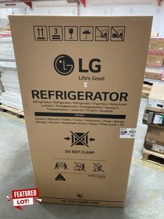 Lot 565  
            Chesterfield SR35 - Collection or Optional Delivery Available 

                
LG REFRIGERATOR IN PRIME SILVER - MOD NO GSLC41PYPE - ORIGINAL RRP £949 (LOCATION...