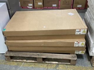 Lot 582  
            Chesterfield SR35 - Collection or Optional Delivery Available 

                
PALLET OF MIDWEST HOMES FOR PETS 122LX30WX33H (LOCATION: SR35)