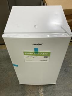 Lot 585  
            Chesterfield SR35 - Collection or Optional Delivery Available 

                
COMFEE FRIDGE FREEZER IN WHITE- MODEL NO -RCD93WH2(E) - ORIGINAL RRP£120 (LOCATIO...