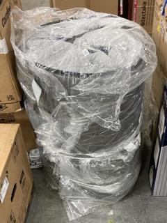 Lot 592  
            Chesterfield SR35 - Collection or Optional Delivery Available 

                
GREY SINGLE MATTRESS WITH BLACK TRIM (LOCATION: SR35)