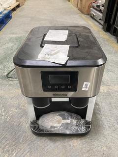Lot 636  
            Chesterfield SR35 - Collection or Optional Delivery Available 

                
1 X ELECTRIQ ICE MAKING MACHINE - EIQICECM - ORIGINAL RRP FOR ONE £119 (LOCATION:...