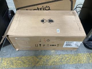 Lot 637  
            Chesterfield SR35 - Collection or Optional Delivery Available 

                
SAMSUNG TELESCOPIC CANOPY COOKER HOOD IN STAINLESS STEEL - MOD NK24M10301S - ORIG...