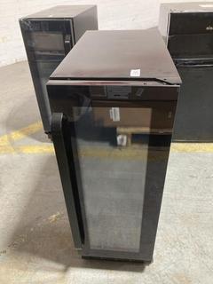 Lot 652  
            Chesterfield SR35 - Collection or Optional Delivery Available 

                
ELECTRIQ WINE COOLER IN BLACK - MOD NO EI30WINEBG - ORIGINAL RRP £179 (LOCATION: ...