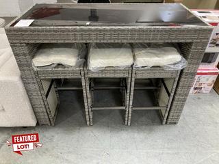 Lot 655  
            Chesterfield SR35 - Collection 

                
NATURAL RATTAN GARDEN BAR CUBE SET WITH 6 CHAIRS GLASS TOP (COLLECTION ONLY) (LOC...