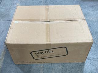 Lot 661  
            Chesterfield SR35 - Collection 

                
ELECTRIQ 60CM INDUCTION HOB WITH BUILT IN EXTRACTOR WITH LEFT FLEX ZONE(CRACKED) ...