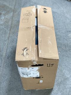 Lot 662  
            Chesterfield SR35 - Collection 

                
INDESIT 60CM CHIMNEY COOKER HOOD MODEL NO. UHPM6.3 CS X/1 (LOCATION: SR35)