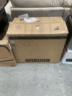 Lot 688  
            Chesterfield SR35 - Collection 

                
CDA 60CM LINEAR CHIMNEY EXTRACTOR HOOD *SCRATCHED* MODEL NO. - EVP6SS (COLLECTION...