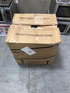 Lot 690  
            Chesterfield SR35 - Collection or Optional Delivery Available 

                
ELECTRIQ COUNTER TOP ICE MAKER WITH ICE AND WATER DISPENSER MODEL NO. - EIQICECM ...