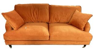 Lot 708  
            Chesterfield SR35 - Collection or Optional Delivery Available 

                
2.5 SEATER SOFA IN ORANGE (LOCATION: SR35)