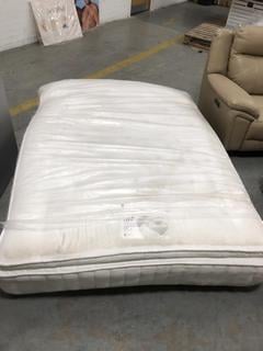 Lot 721  
            Chesterfield SR35 - Collection or Optional Delivery Available 

                
DFS KING SIZED MATTRESS 200X150CM (LOCATION: SR35)