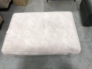 Lot 724  
            Chesterfield SR35 - Collection or Optional Delivery Available 

                
DFS STORAGE FOOT POUFFE IN SLATE GREY (LOCATION: SR35)