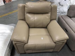 Lot 726  
            Chesterfield SR35 - Collection or Optional Delivery Available 

                
DFS POWER RECLINER IN LIGHT PALE BROWN (LOCATION: SR35)
