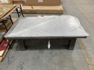 Lot 111  
            Chesterfield SR36 - Collection Only 

                
RATTAN COFFEE TABLE IN DARK BROWN WITH GLASS TOP - COLLECTION ONLY (LOCATION: SR3...