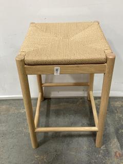 Lot 17  
            Chesterfield SR36 - Collection or Optional Delivery Available 

                
S ETON ROPE STOOL 400X350X675MM - ITEM NO. 588887 (LOCATION: SR36 A6)