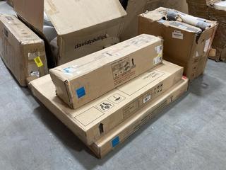 Lot 276  
            Chesterfield SR36 - Collection or Optional Delivery Available 

                
3 X ASSORTED ITEMS TO INCLUDE WILTON BED FRAME PART (LOCATION: SR36 A1)