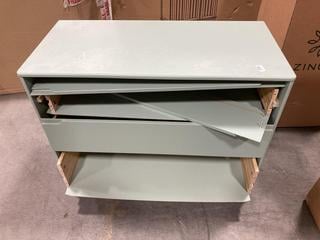 Lot 305  
            Chesterfield SR36 - Collection or Optional Delivery Available 

                
JOHN LEWIS CHEST OF 3 DRAWERS IN GREEN PART (LOCATION: SR36 B1)