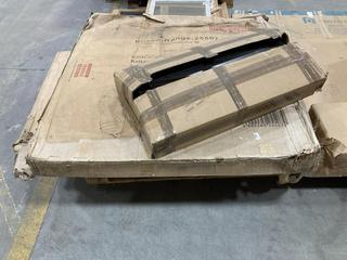 Lot 317  
            Chesterfield SR36 - Collection or Optional Delivery Available 

                
ASSORTED ITEMS TO INCLUDE 2 DRAWER CHEST IN BLACK (LOCATION: SR36 B5)