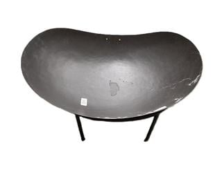 Lot 331  
            Chesterfield SR36 - Collection or Optional Delivery Available 

                
SMALL METAL FIRE PIT IN BLACK (LOCATION: SR36 A1)