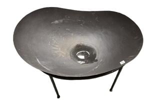 Lot 332  
            Chesterfield SR36 - Collection or Optional Delivery Available 

                
SMALL METAL FIRE PIT IN BLACK (LOCATION: SR36 A1)