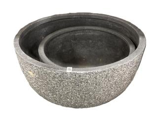 Lot 348  
            Chesterfield SR36 - Collection Only 

                
2 X LARGE STONE LOOK PLANTER IN GREY (COLLECTION ONLY) (LOCATION: SR36 A1)