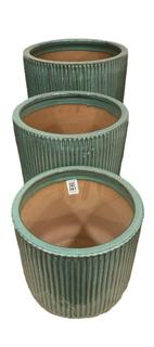 Lot 387  
            Chesterfield SR36 - Collection Only 

                
3 X ASSORTED PLANT POTS IN GREEN (COLLECTION ONLY) (LOCATION: SR36 A6)