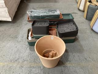 Lot 412  
            Chesterfield SR36 - Collection Only 

                
ASSORTED ITEMS TO INCLUDE WASHED OUT ORANGE PLANT POT (COLLECTION ONLY) (LOCATION...