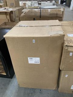 Lot 586  
            Chesterfield SR36 - Collection Only 

                
90CM CURVED GLASS ISLAND COOKER HOOD IN STAINLESS STEEL MODEL NO. - ISLA90SS (COL...