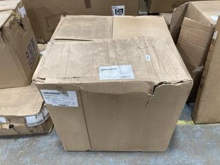 Lot 631  
            Chesterfield SR36 - Collection Only 

                
60 CM ANGLED GLASS HOOD - MOD NO WRAG60RF ( COLLECTION ONLY ) (LOCATION: SR36 B3)