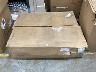 Lot 635  
            Chesterfield SR36 - Collection Only 

                
KARLSON COOKER HOOD 966X751X266MM - MOD NO WRCE90RF (COLLECTION ONLY ) (LOCATION:...