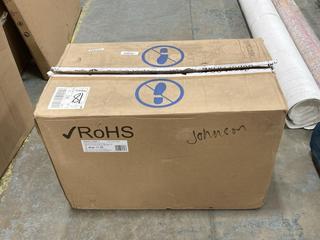 Lot 637  
            Chesterfield SR36 - Collection Only 

                
APELSON BUILT IN BLACK MICROWAVE OVEN WITH GRILL - MOD NO UBMICL20BK.1 (COLLECTIO...